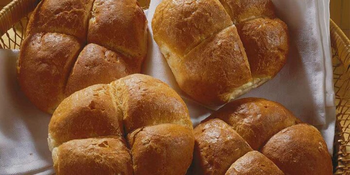 4 Mundemmeln in einem Körbchen